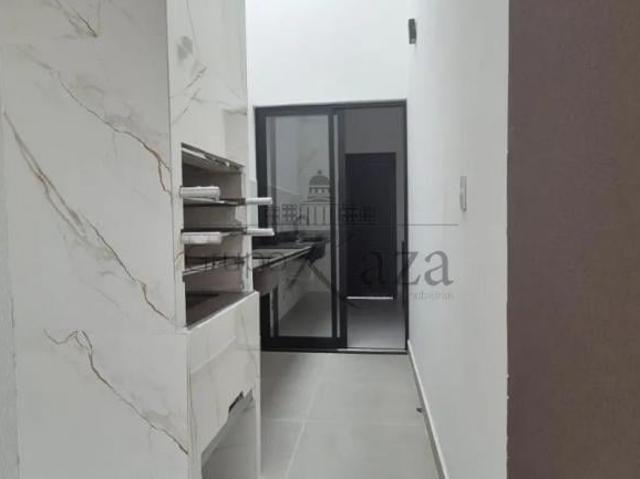 Oportunidade Casa Térrea Bosque dos Eucaliptos 3 Dormitórios 125m²