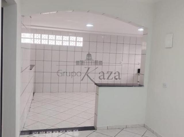 Oportunidade Casa Térrea Jardim Ismênia 3 Dormitórios 170m²