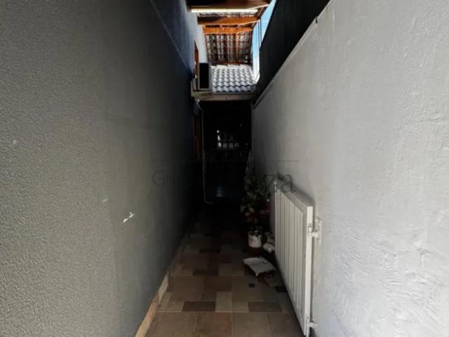 Oportunidade Casa Vila Branca Jacareí 2 Dormitórios 175m²