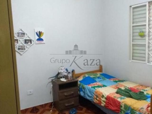 Oportunidade Casa Vila Tesouro 4 Dormitórios 125m²