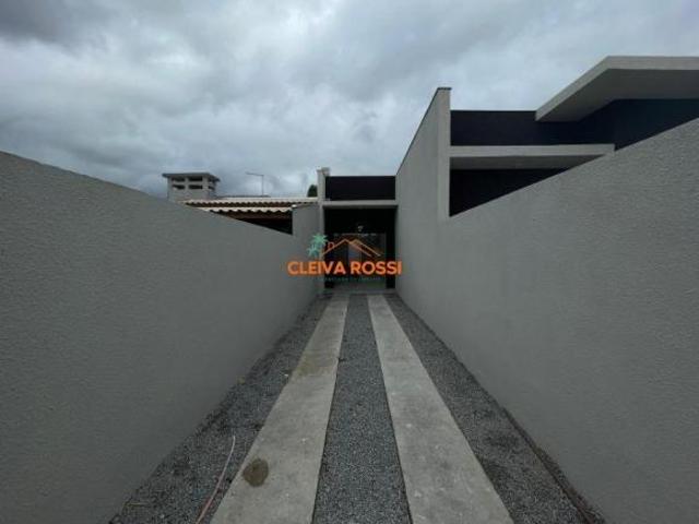 Oportunidade Casa a Venda à 600 Metros do Mar! Matinhos