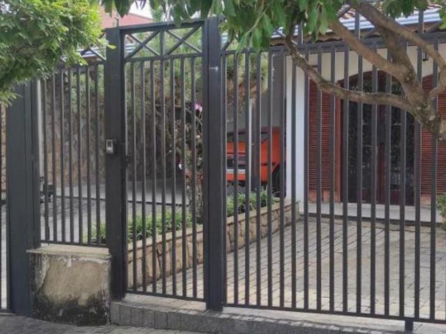 OPORTUNIDADE! Casa à venda com Suíte e Piscina 358m² 5 quartos no Jardim da Serra Jundiaí SP
