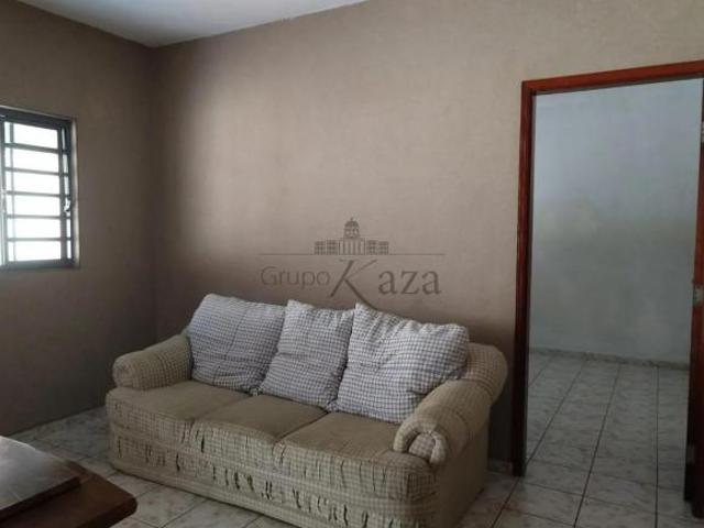 Oportunidade Casa com Edícula Jardim Satélite 3 Dormitórios 300m²