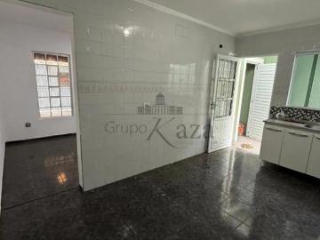 Oportunidade Casa Conjunto Residencial Trinta e Um de Março 2 Dormitórios 96m²