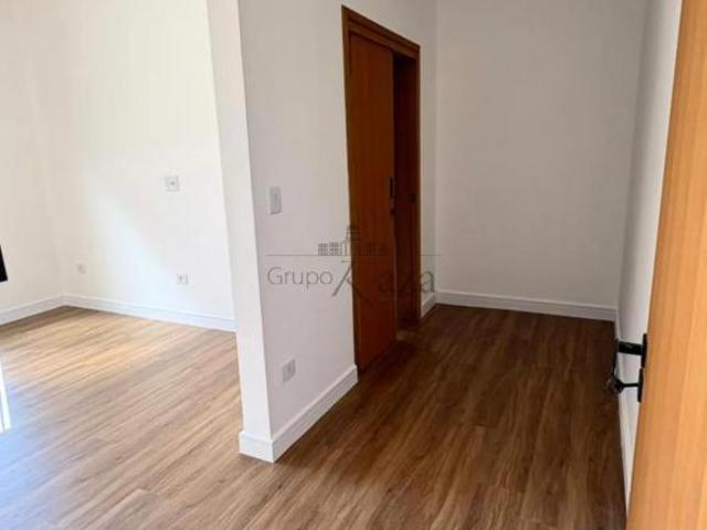 Oportunidade Casa em Condomínio Condomínio Residencial Bosque dos Manacás