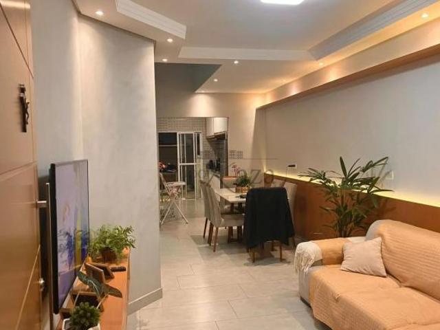 Oportunidade Casa em Condomínio Jacareí Condomínio Bosque dos Manacás 3 Dormitórios 120m²