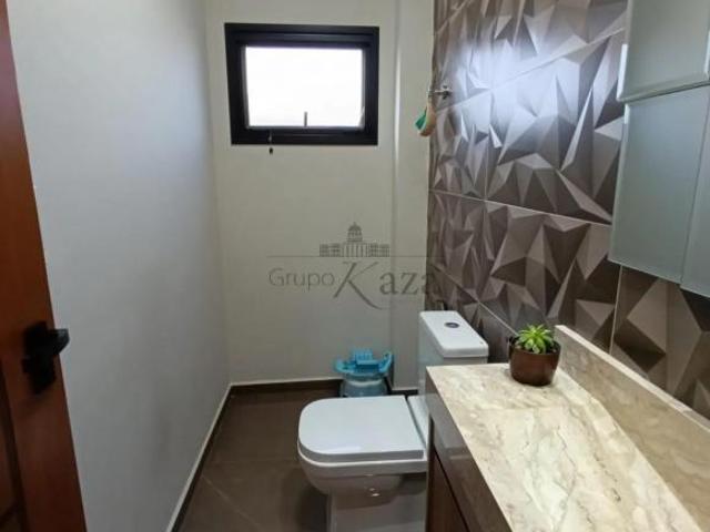 Casa de 200 m² com 3 quartos à venda no Jardim Jacinto 1 Suíte Bosque dos Manacás