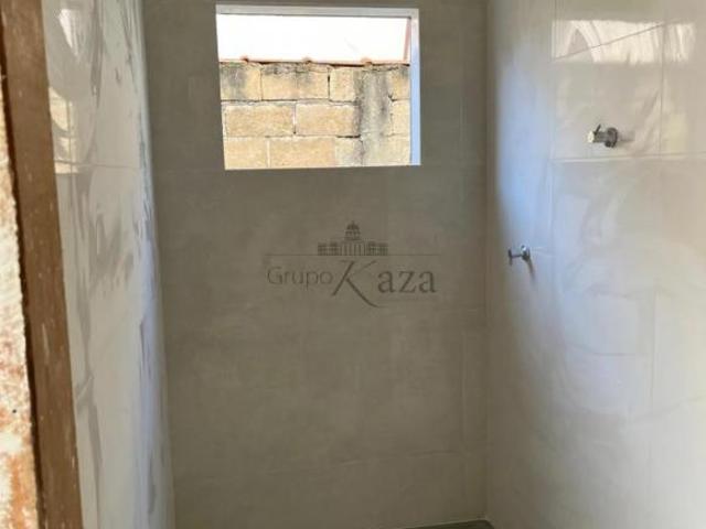 Oportunidade Casa em construção Jardim do Vale Jacareí 2 Dormitórios 56m²