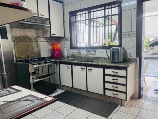 Oportunidade Casa Jardim Apolo II 4 Dormitórios 309m²