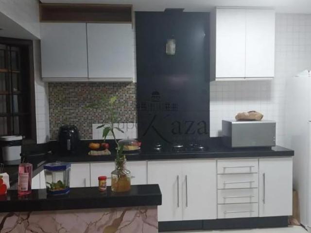 Oportunidade Casa Jardim das Industrias 3 Dormitórios 310m²
