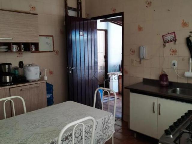 Oportunidade Casa Jardim Estoril 3 Dormitórios 183m²