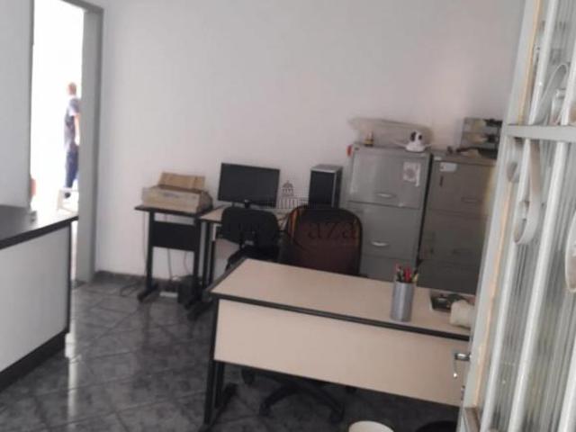 Oportunidade Casa Jardim Ismênia 3 Dormitórios 125m²