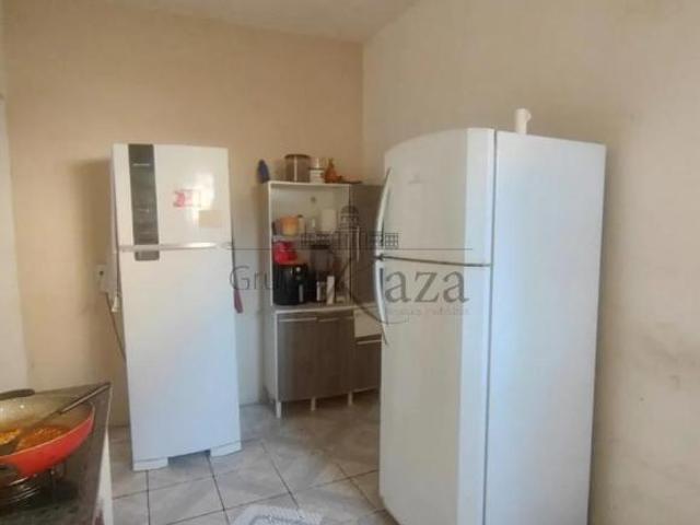 Oportunidade Casa Jardim Ismênia 3 Dormitórios 225m²