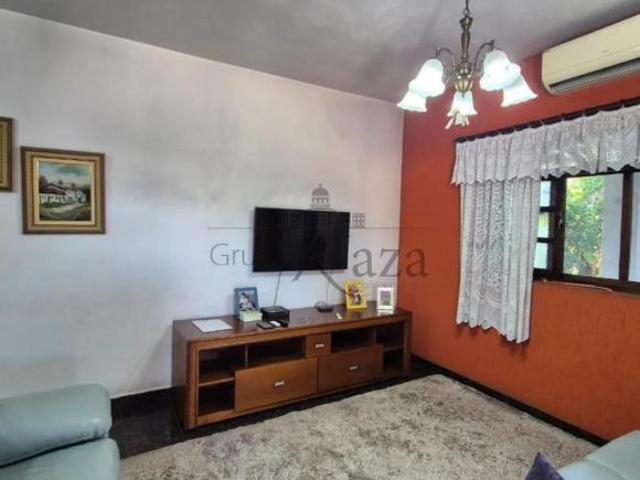 Oportunidade Casa Jardim Jacinto Jacareí 2 Dormitórios 200m²