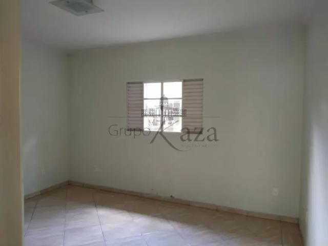 Oportunidade Casa Jardim Pararangaba 5 Dormitórios 150m²