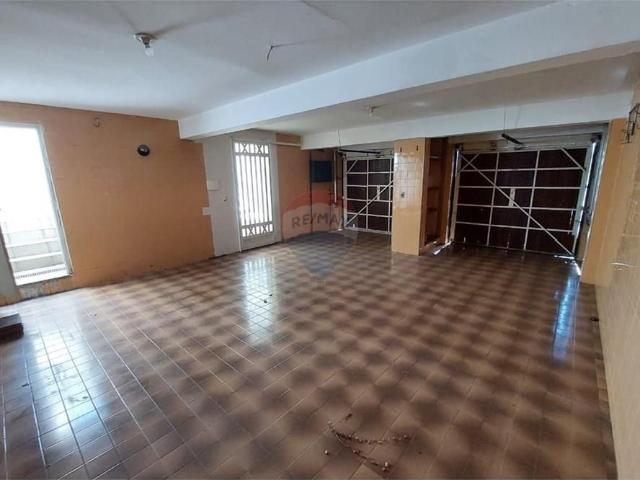 OPORTUNIDADE Casa planejada com 3 Dormitórios, Solário e Área Gourmet com Churrasqueira