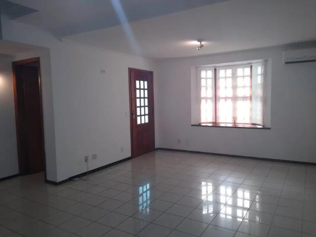 Sobrado à venda com 3 dorms, suíte, gar, 160ms. R$1.040.000 P. Paulista S. Paulo SP