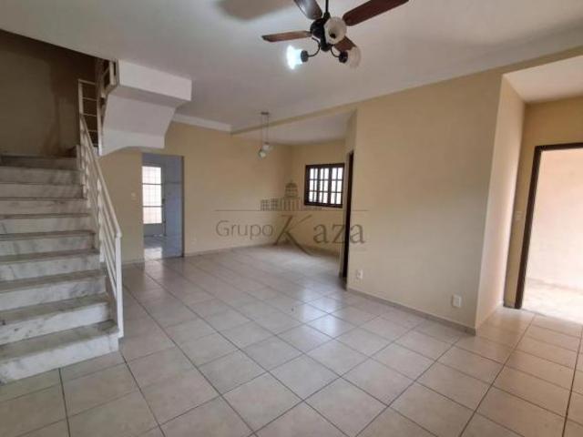 Oportunidade Casa Residencial Cambuí 3 Dormitórios 300m²