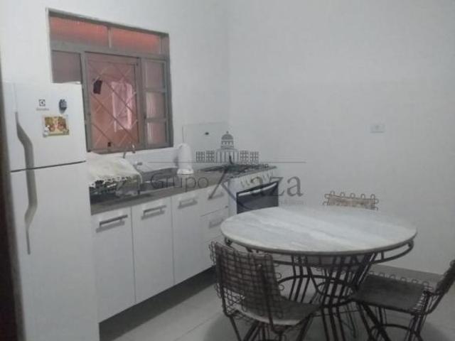 Oportunidade Casa Residencial Galo Branco 2 Dormitórios 58,45m²