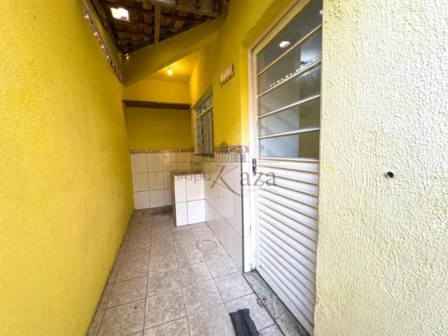 Oportunidade Casa Sobrado Jardim Oriente 3 Dormitórios 140m²