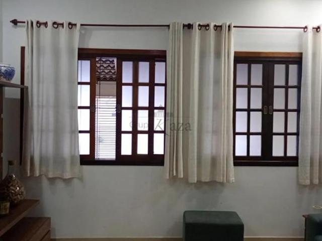 Oportunidade Casa Sobrado Jardim Oriente 4 Dormitórios 211m²