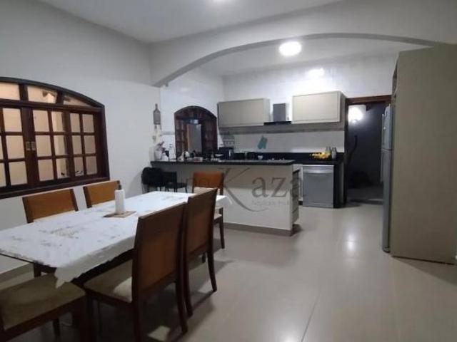 Oportunidade Casa Sobrado Jardim Sul 3 Dormitórios 217,95m²