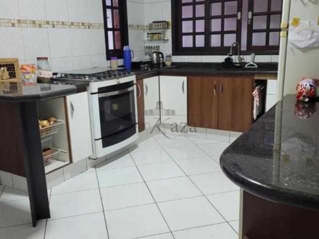 Oportunidade Casa Sobrado Portal de Minas 3 Suítes 275m²