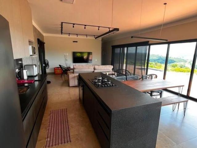 OPORTUNIDADE! CHACARA DE ALTO PADRÃO Á VENDA NO CONDOMINIO VILAGIO SAN RAFAELLO