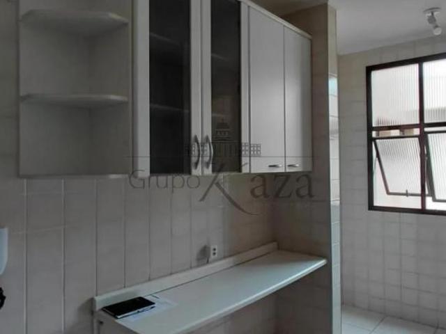Oportunidade Apartamento Jardim Alvorada Edifício Nisia 2 Dormitórios 62m²