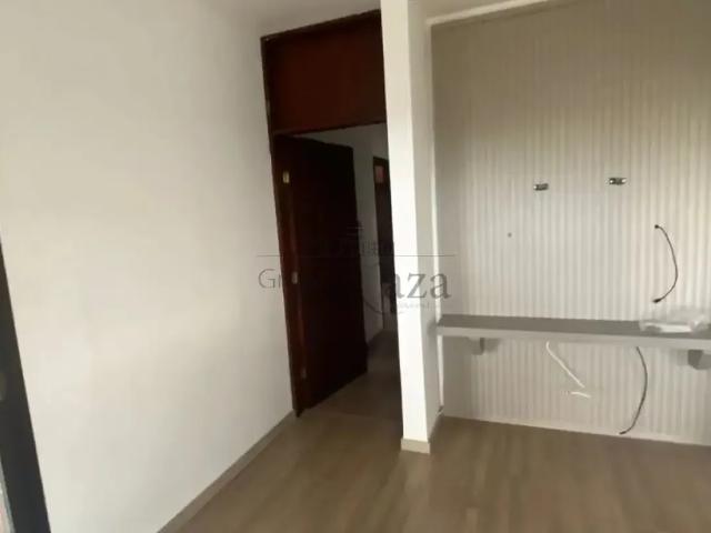 Oportunidade Apartamento Jardim Bela Vista Residencial Edifício Mont Serrat 3 Dormitórios 202m²