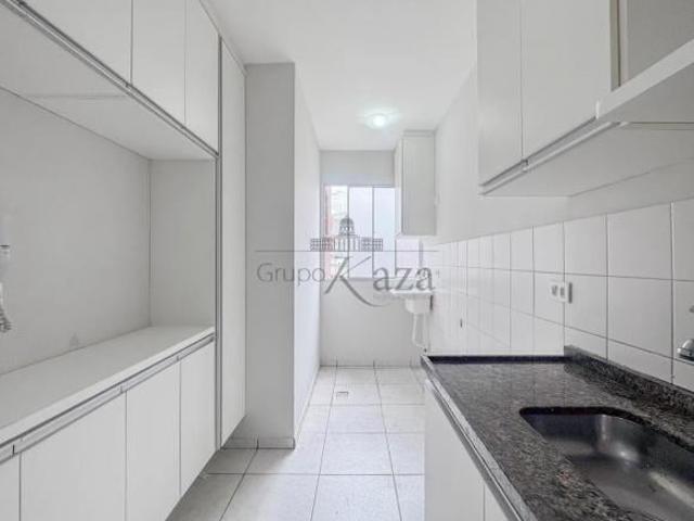 Oportunidade Apartamento Monte Castelo Condomínio Itália 2 Dormitórios 63m²