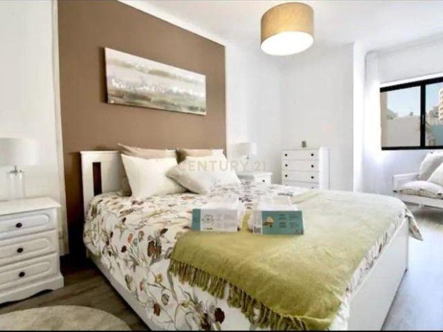 OPORTUNIDADE Apartamento T1 em Armação de Pêra