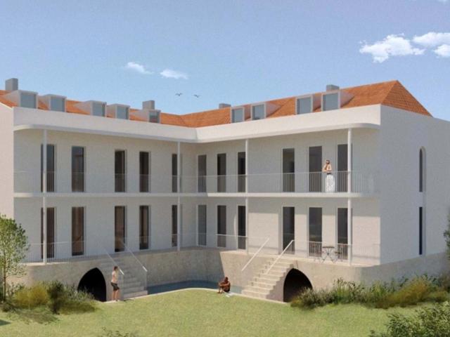 Oportunidade Rara de Investimento: Lote Residencial de Alta Rentabilidade com Projeto Aprovado para 14 Frações em Setúbal