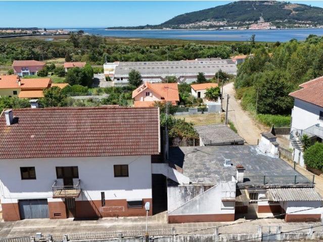 Oportunidade de Investimento Moradia de tipologia T6 com v. 0m² Seixas