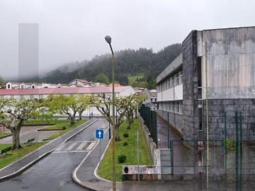 Moradia com Quintal e Anexo, Furnas, Ilha de São Miguel