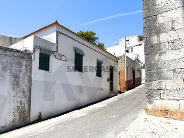 MORADIA ARRENDADA NO BAIRRO DA LIBERDADE | CAMPOLIDE | 80 M² | 130.000 €