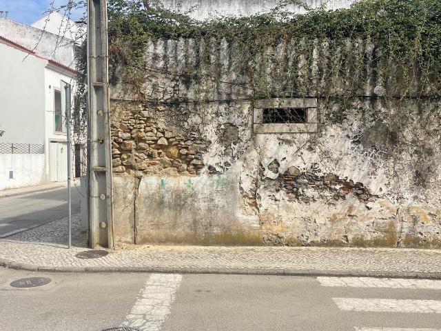 Oportunidade de investimento no centro de Alcácer do Sal COM RUÍNA