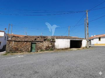 Oportunidade de Investimento em Mértola, aldeia Mesquita – Casa em Pedra