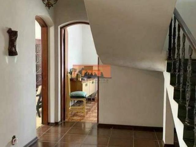 Oportunidade de Investimento em Terreno de 525m² com Casa Sólida em Santa Genebra 02, Região Central