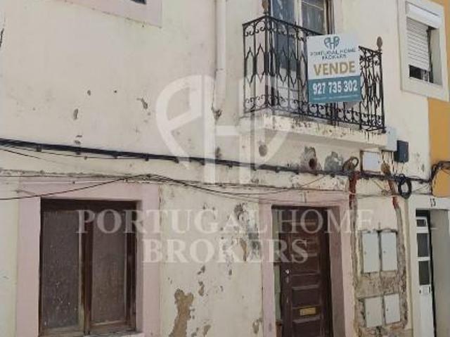 Prédio na Zona Ribeirinha do Seixal / P/Recuperação Oportun. 187m² Seixal, Arrentela e Aldeia de Paio Pires