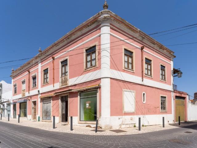 Oportunidade de Investimento: Prédio no Cartaxo com 6 Fraçõe. 430m² Cartaxo e Vale da Pinta