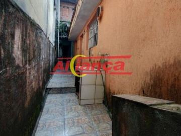 OPORTUNIDADE DE INVESTIMENTO TERRENO COM CASAS ANTIGAS PARA REFORMA!