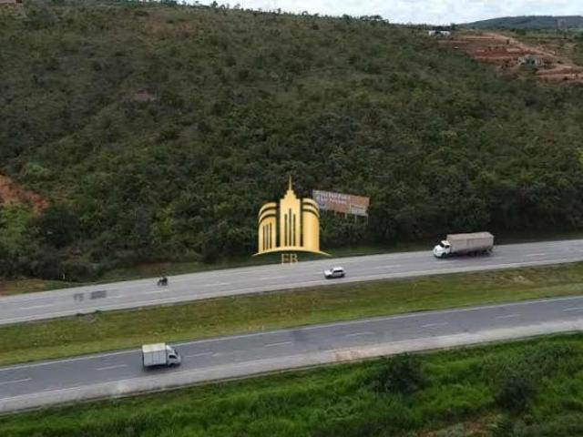 Oportunidade de Investimento: Terreno de 21.000m² no Centro de Caetanópolis MG às margens da BR 040