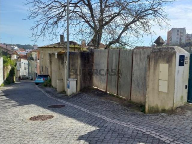 Oportunidade de Investimento: Terreno Urbano de 4305 m2