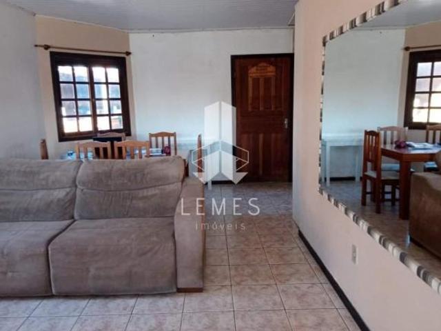 !OPORTUNIDADE DE INVESTMENTO NO LITORAL! Na frente 1 casa com 2 dormitório