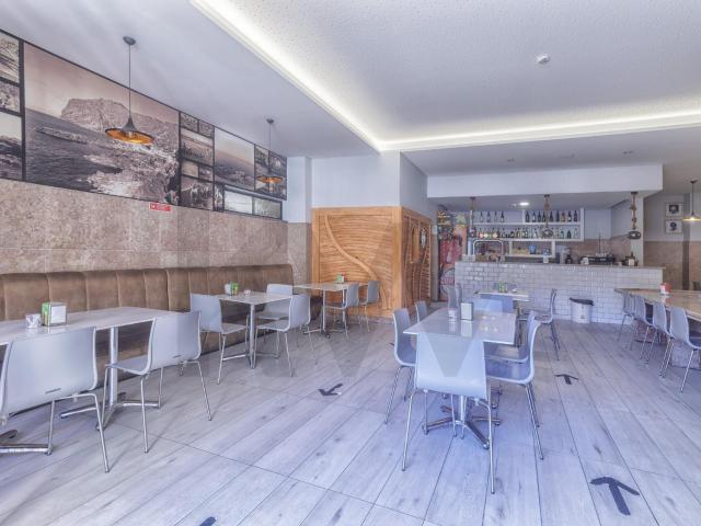Oportunidade de Negócio Única no coração de Câmara de Lobos. 104m² Câmara De Lobos