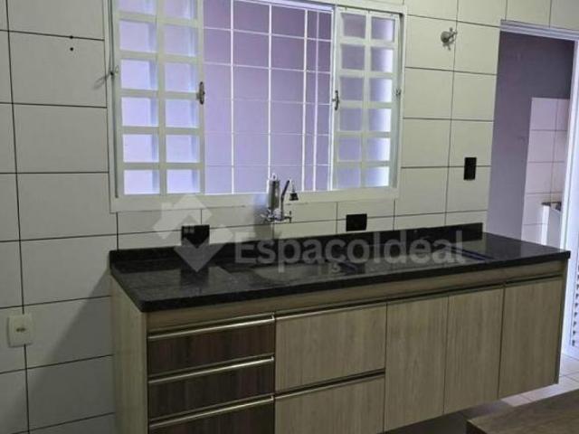 Oportunidade em Bauru: Casa 3 Dormitórios em Região Valorizada