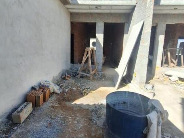 OPORTUNIDADE! EXCELENTE CASA GEMINADA A VENDA LOCALIZADA NO BAIRRO VILA VERDE