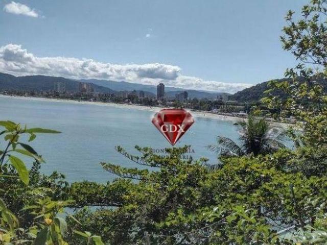 Oportunidade Exclusiva na Península – Casa com Amplo Terreno para Reforma no Guarujá
