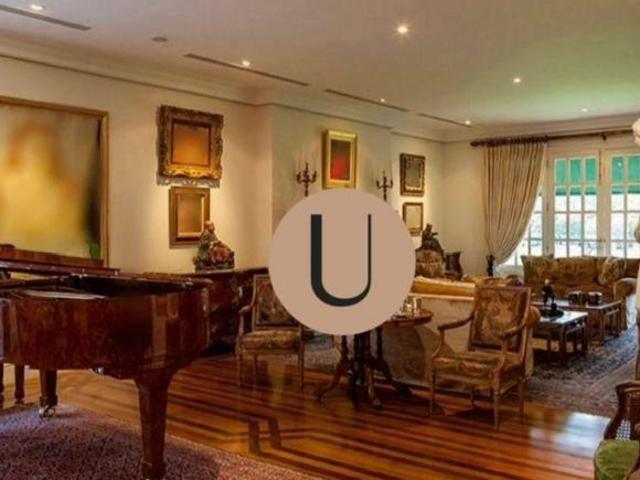 Oportunidade Exclusiva no Jardim América Terreno totalmente plano, com 2.602,00 m² e uma testada de